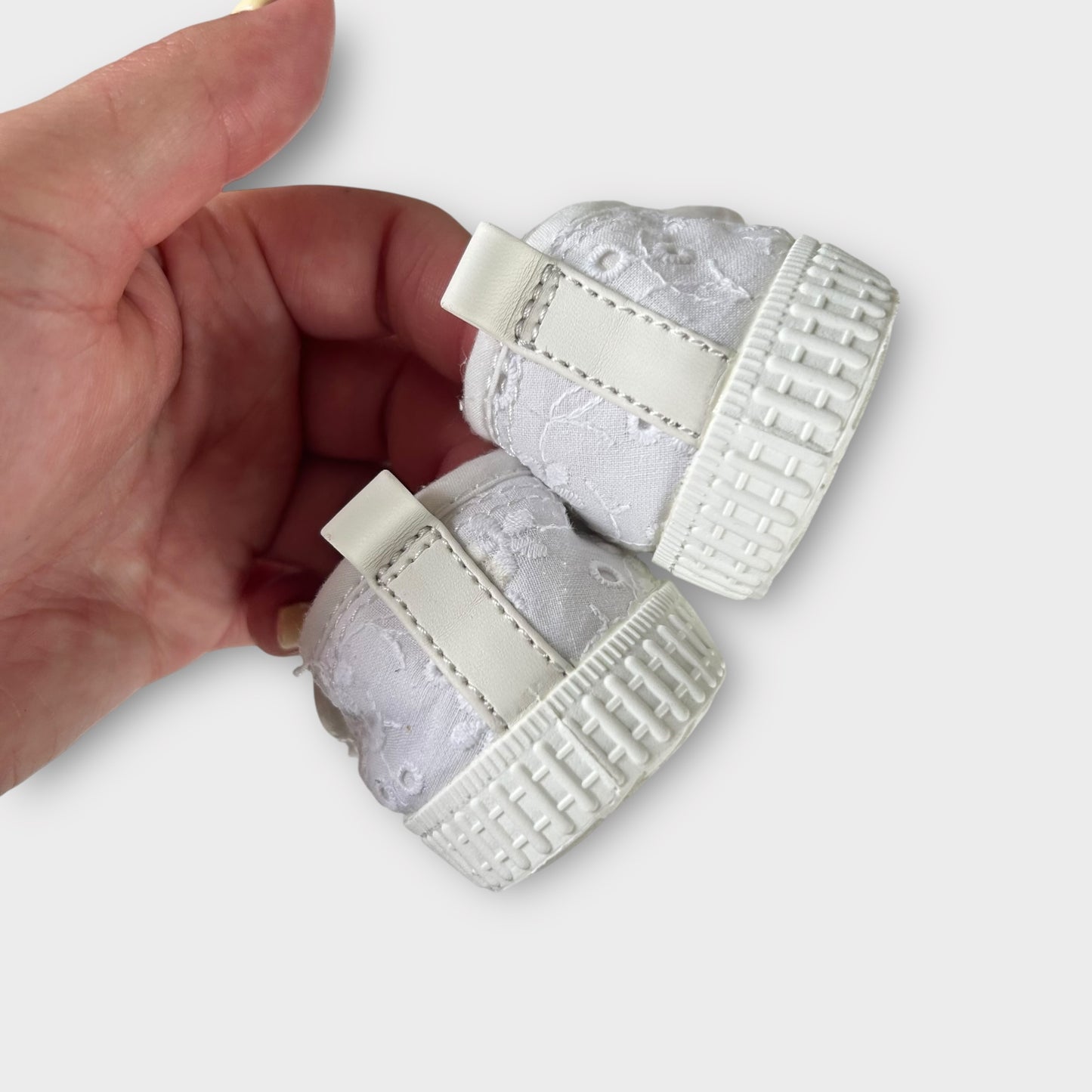 UK Infant Size 5 F Next White Broderie Velcro Plimsoles Trainers
