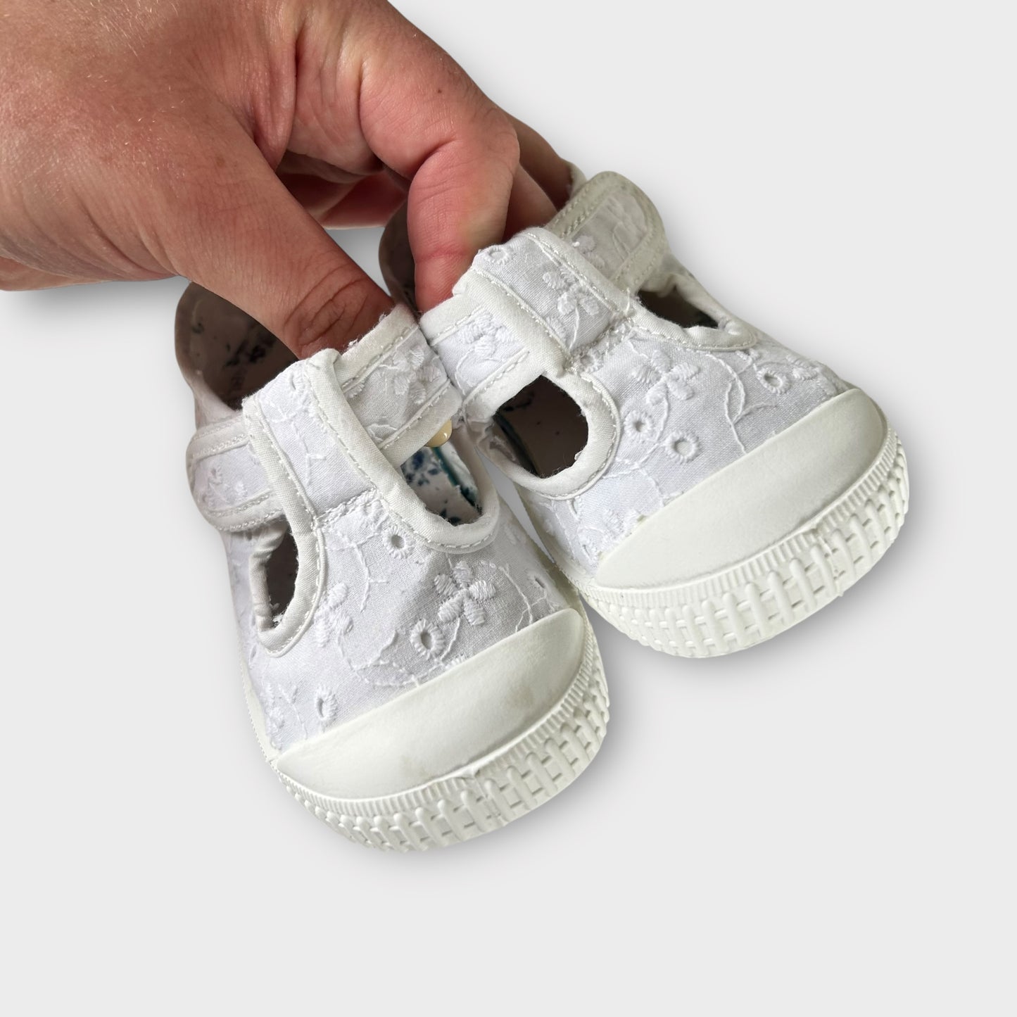 UK Infant Size 5 F Next White Broderie Velcro Plimsoles Trainers