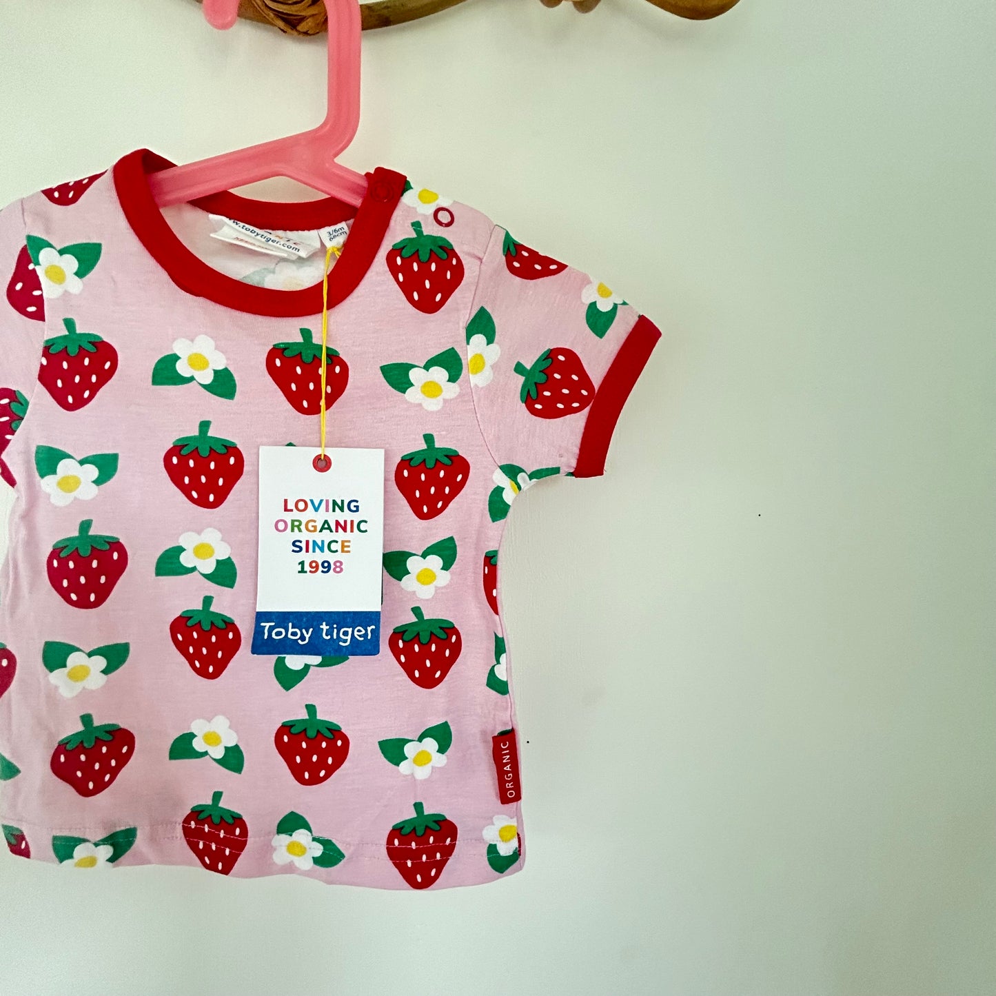 3-6 Months toby tiger Pink Strawberries and Floral print t-shirt New