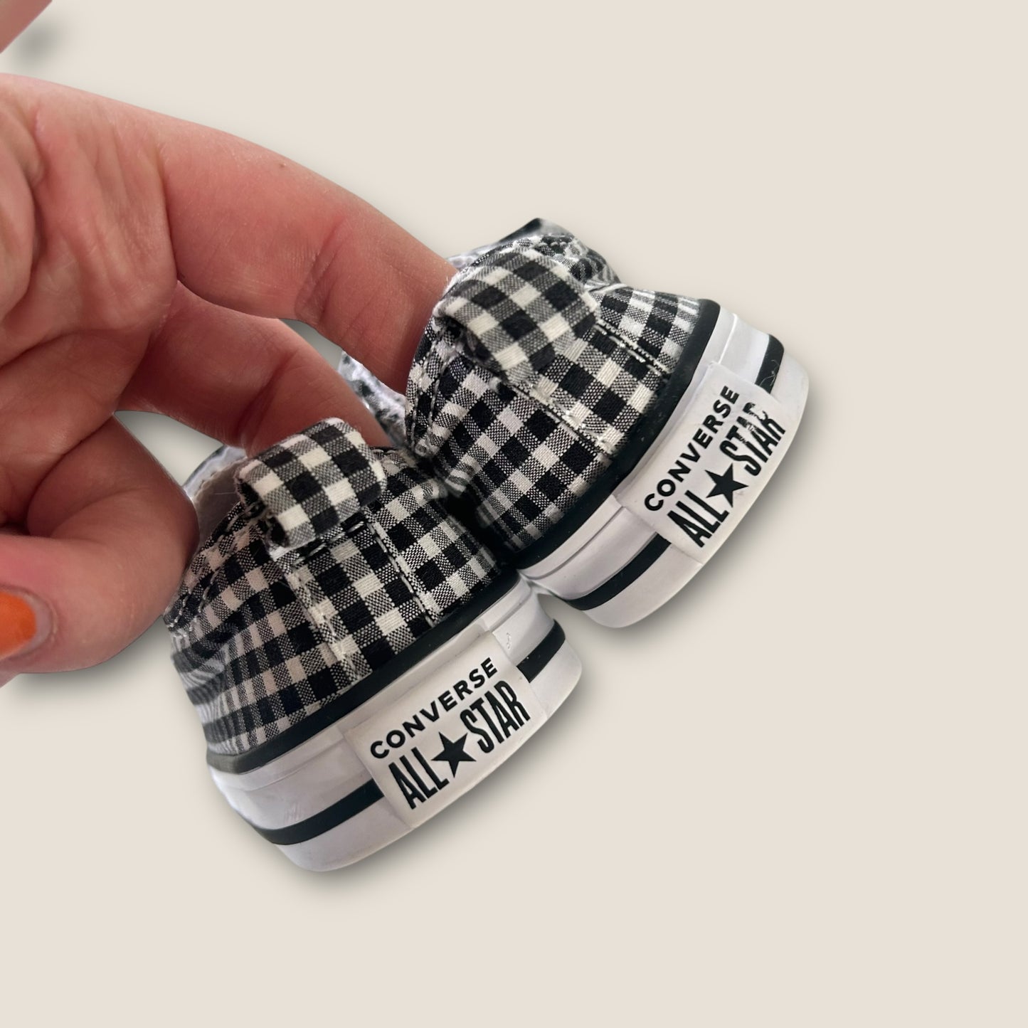 UK Infant Size 4 Black And White Gingham Print Low Converse Velcro Trainers