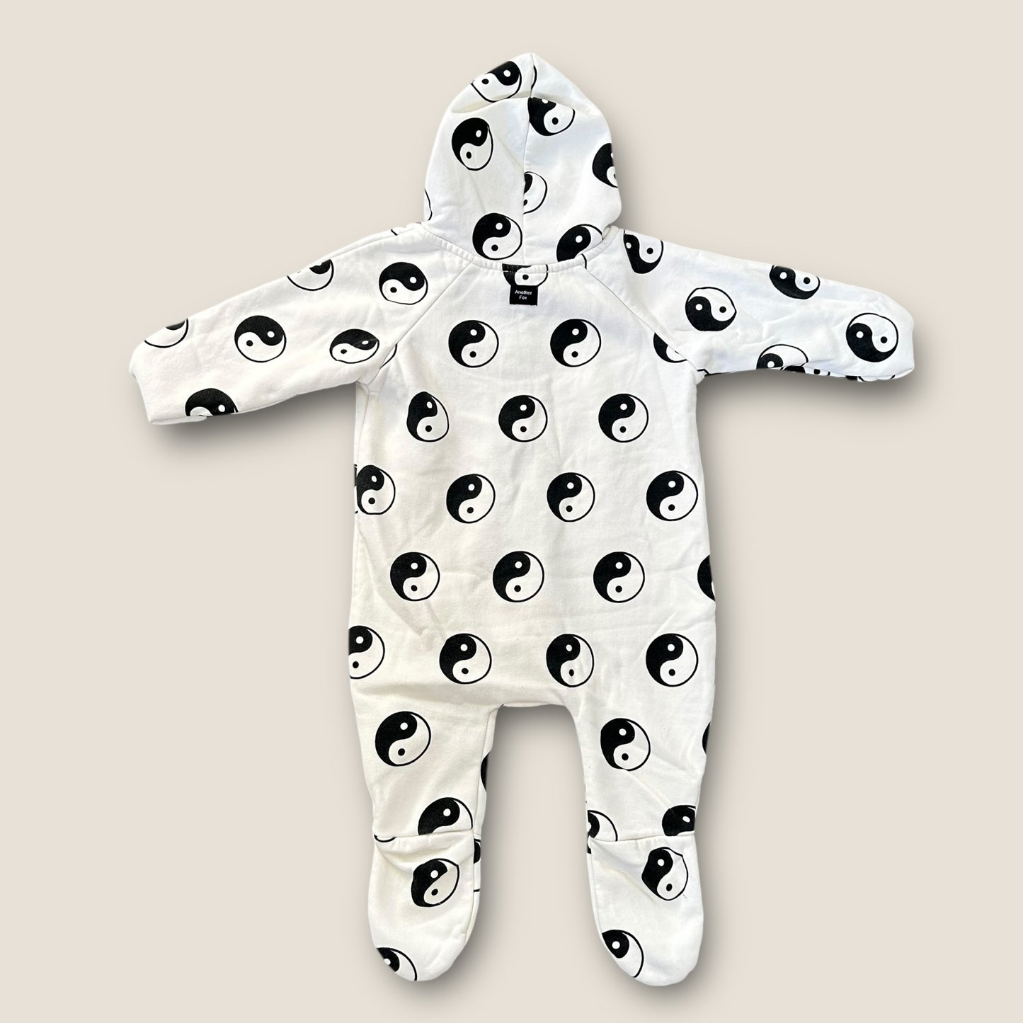 9-12 Months Another Fox Cream Sweatshirt Suit All in One Ying Yang Print