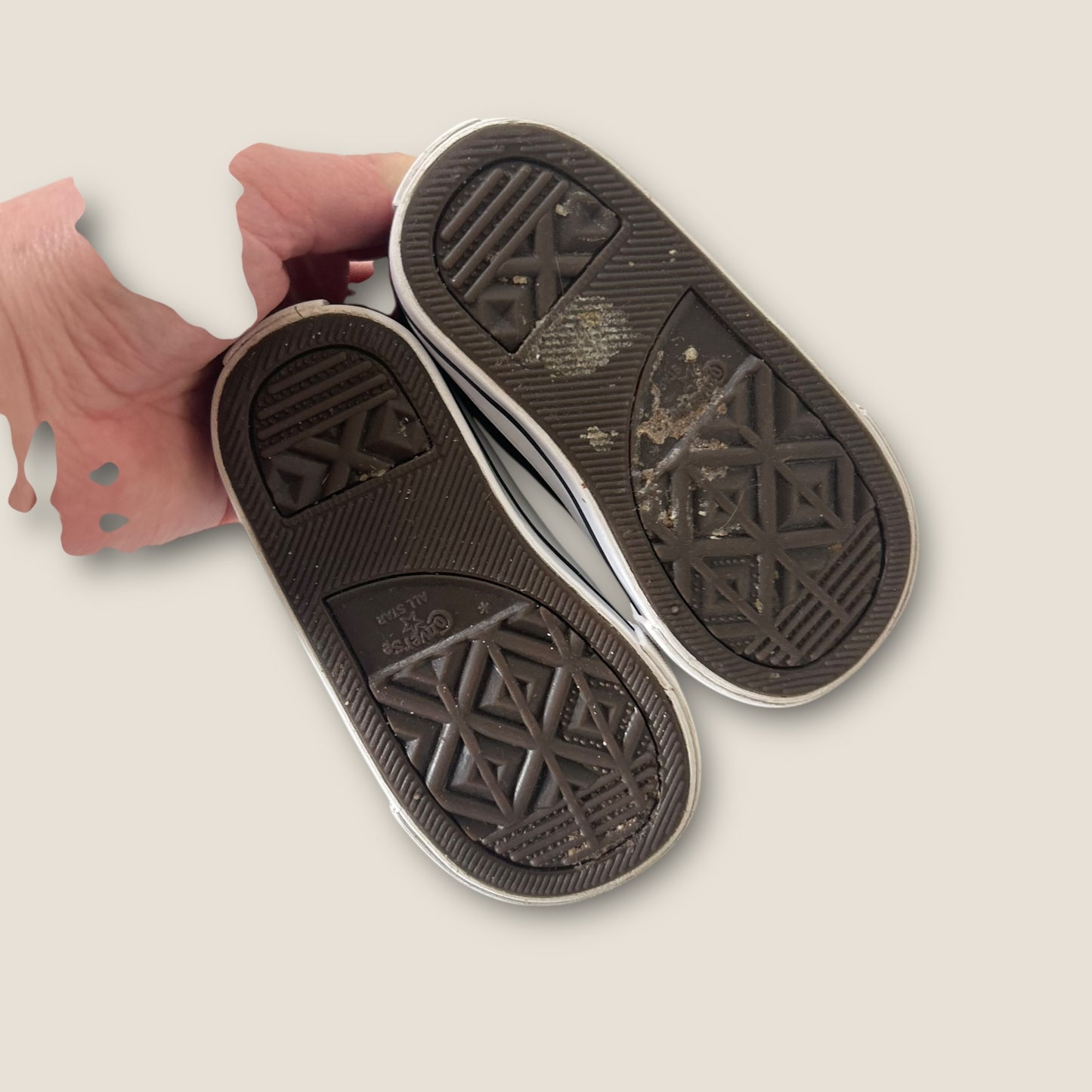 UK Infant Size 5 Black Low Converse Trainers