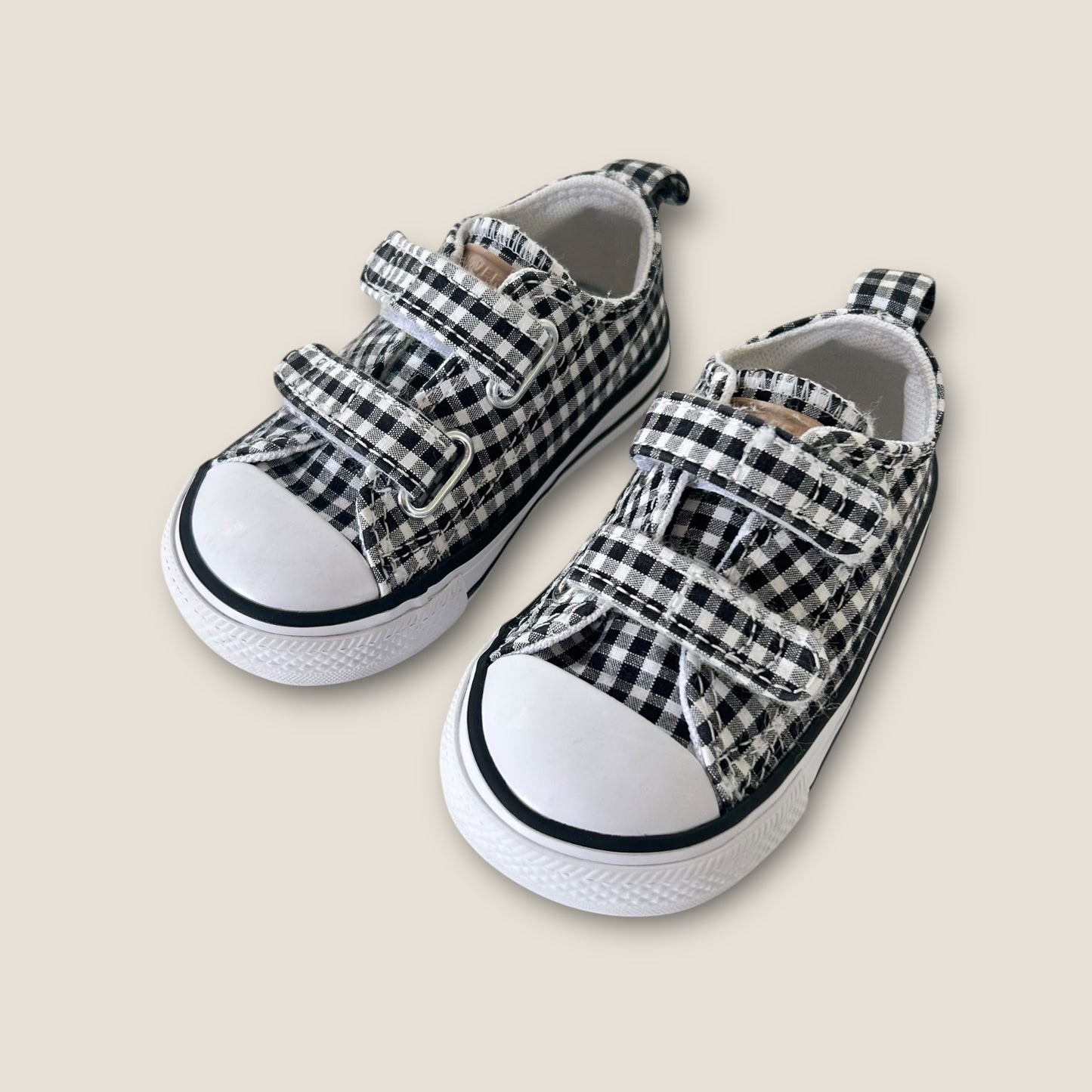 UK Infant Size 4 Black And White Gingham Print Low Converse Velcro Trainers