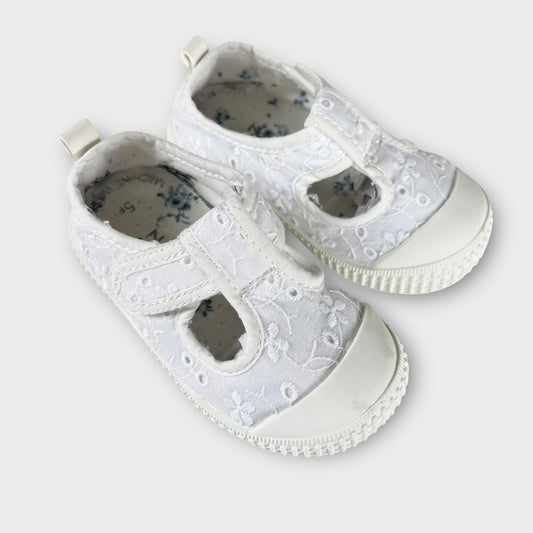 UK Infant Size 5 F Next White Broderie Velcro Plimsoles Trainers